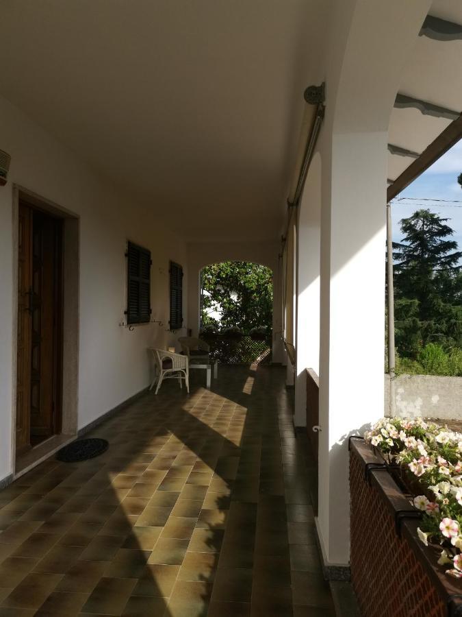 Villa Flora Affittacamere Luni Buitenkant foto