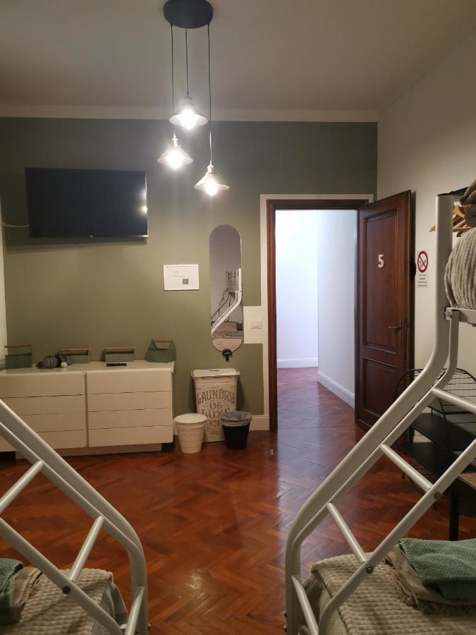 Villa Flora Affittacamere Luni Buitenkant foto