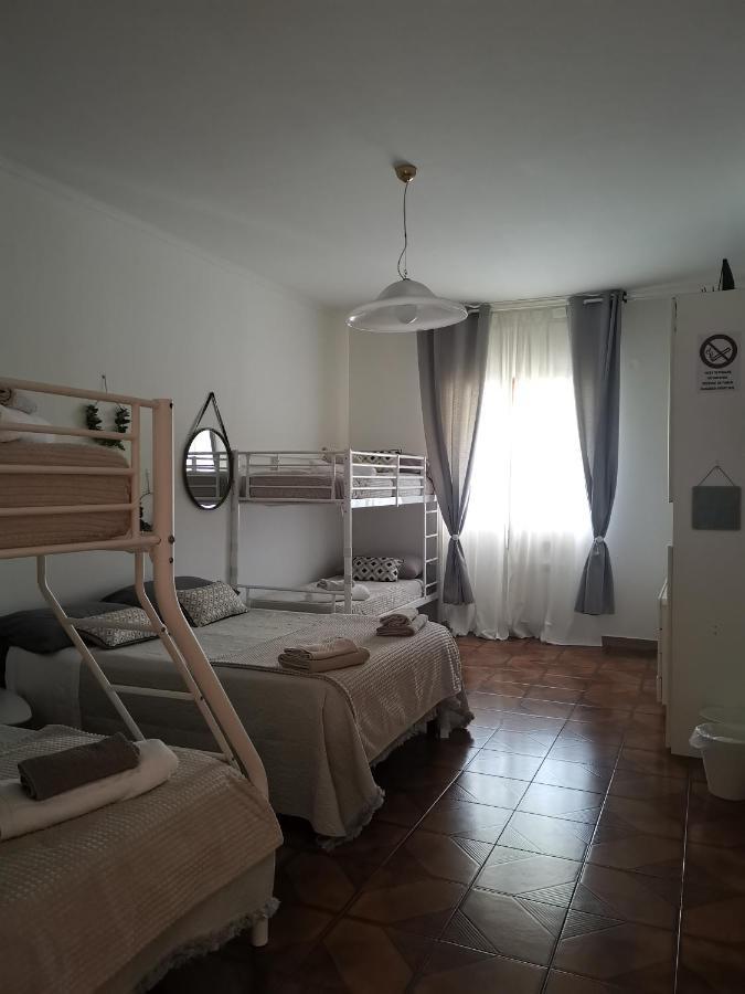 Villa Flora Affittacamere Luni Buitenkant foto